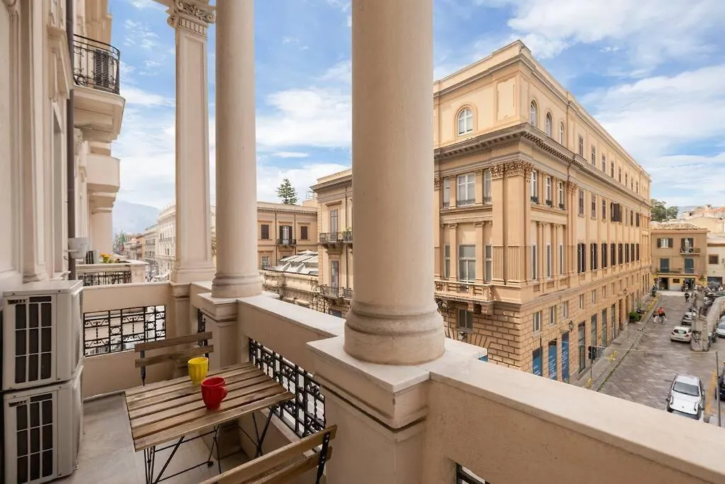 Appartamento Ninni'S House By Domusicily Palermo Italia